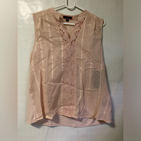 Tops - Pink tank top